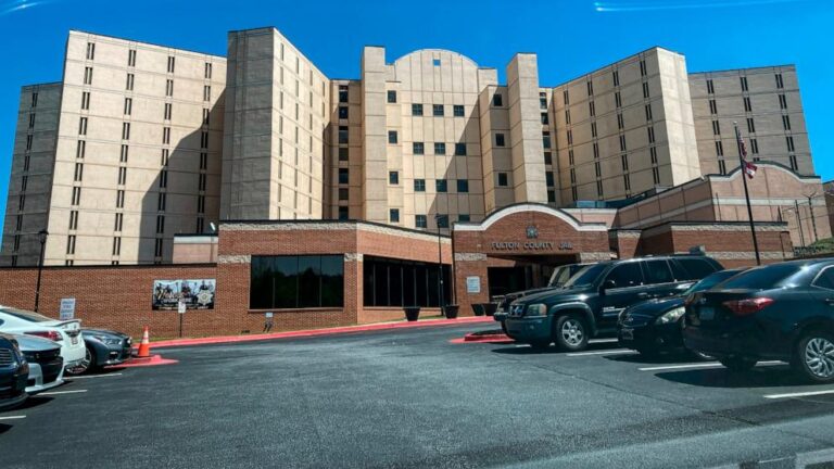 Georgia’s new bill could criminalize bail and expand cash bail