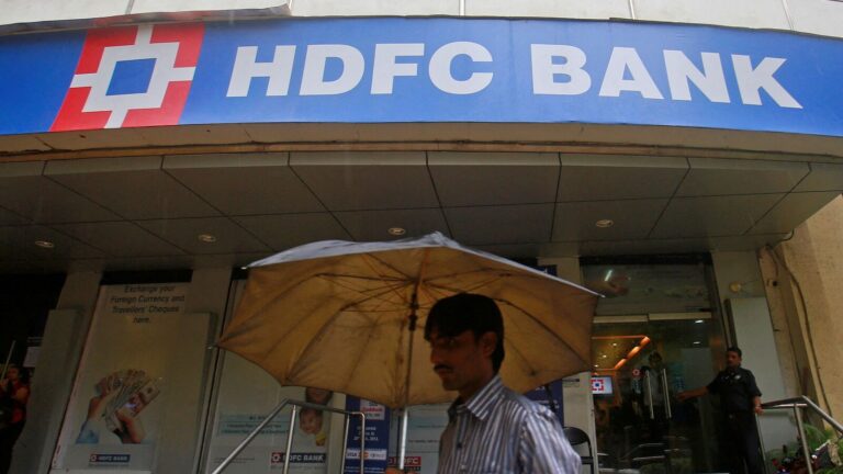 HDFC Bank raises $300 million through first sustainable finance bond issue